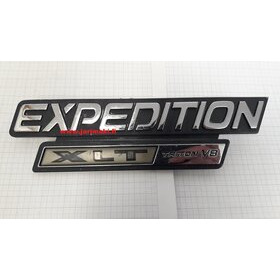 Merkki muovia 8-7/8" Ford Expedition XLT 1998-2002