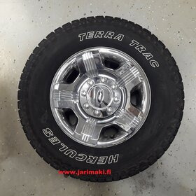 Teräsvanne/rengas sarja käytetty 18X8" 8X170 Ford F250/350 2008-2010